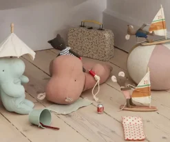 Medium Flodhest i støvet koral fra<Maileg Outlet