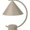 Meridian Lamp fra<Ferm Living Hot