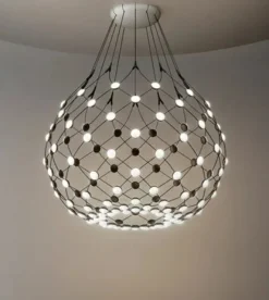 Mesh LED pendel Ø80 fra<Luceplan Hot