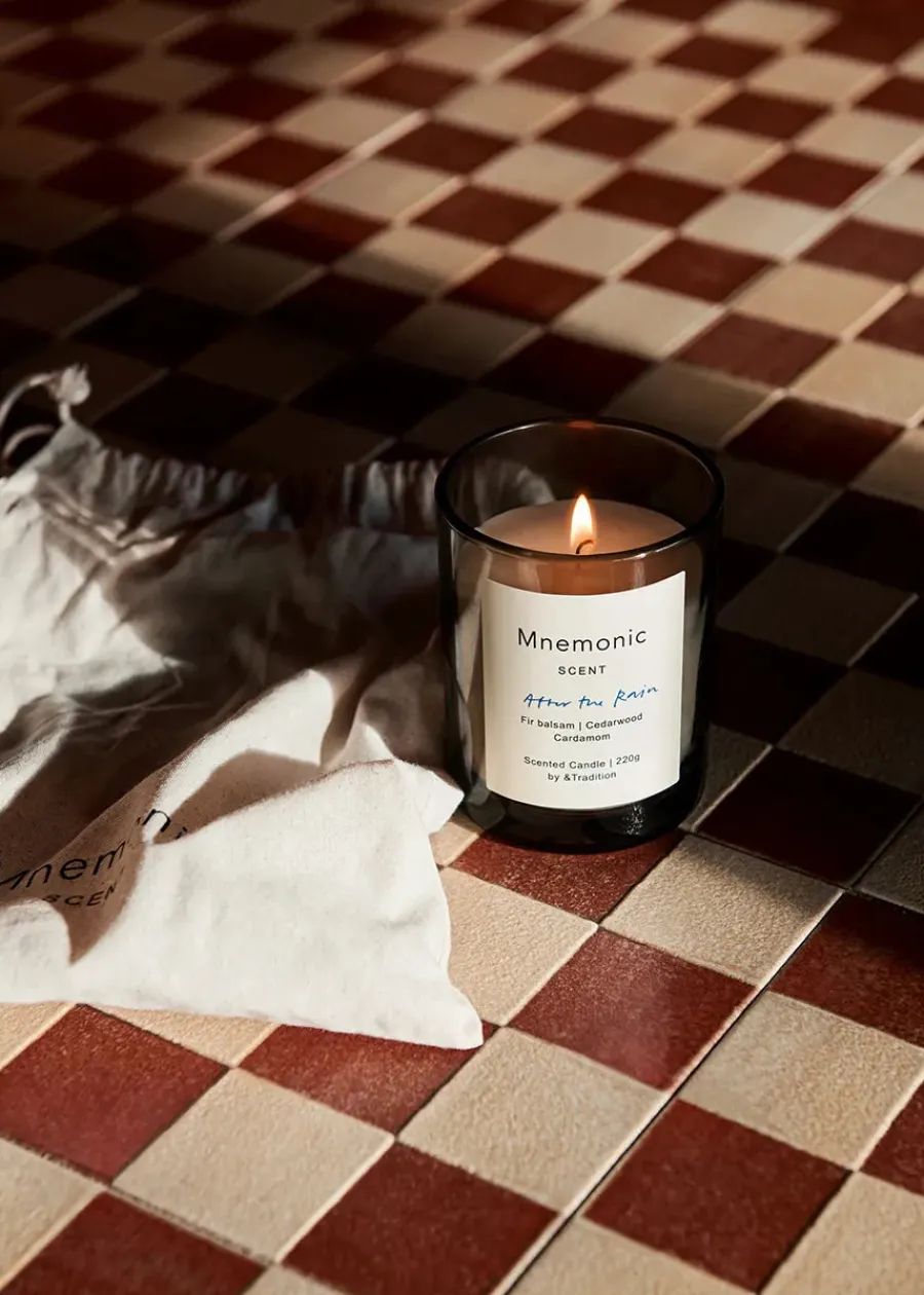 Mnemonic Scented Candle fra<&Tradition Discount