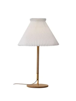Model 328 Bordlampe, eg fra<Le Klint Best