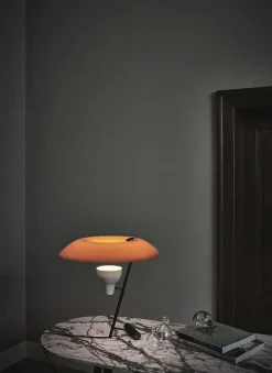 Model 548 Bordlampe fra<Astep Hot