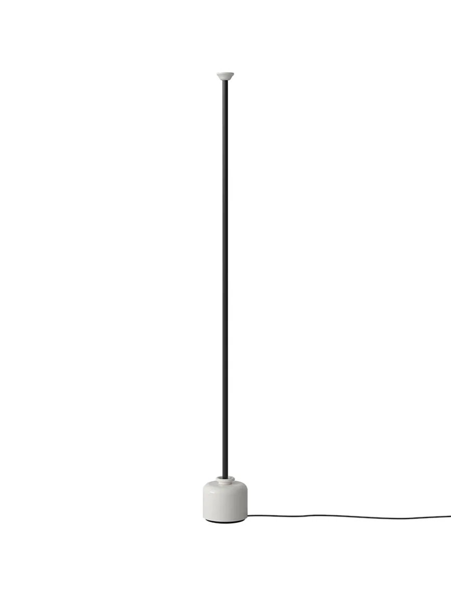 Model 1095 Gulvlampe fra<Astep Discount