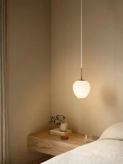 MT221 Tulip Pendel, Ø17 fra<Carl Hansen & Søn Sale