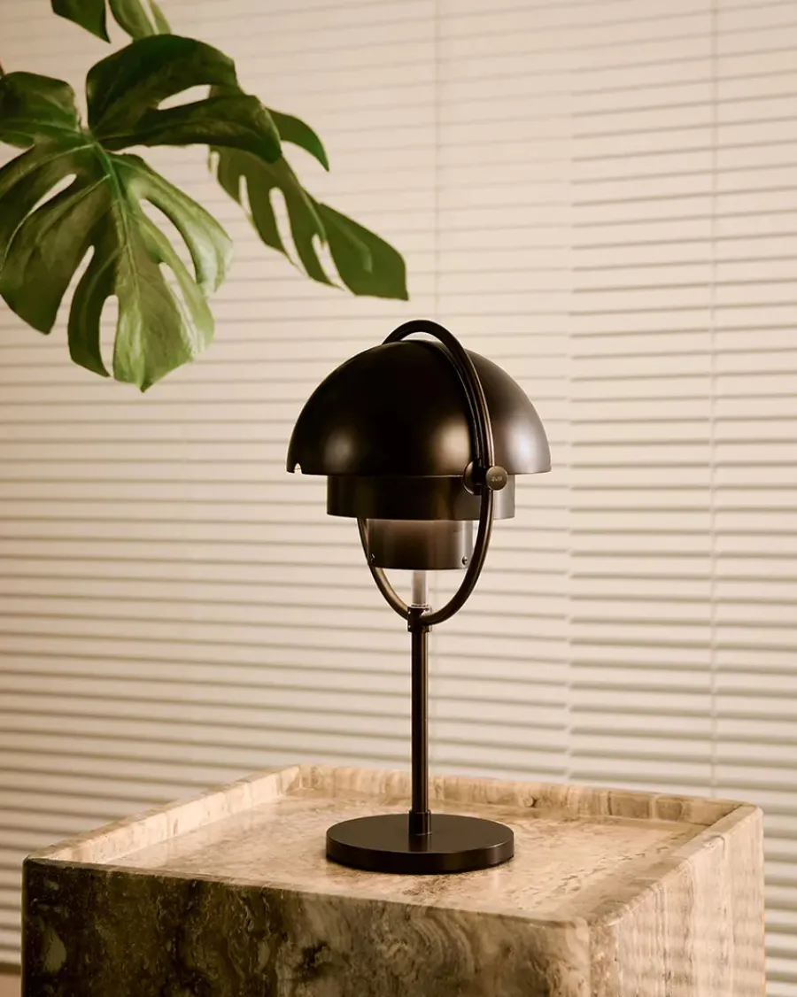 Multi-Lite Portable Bordlampe, krom/hvid fra<GUBI