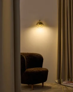 Multi-Lite væglampe fra<GUBI