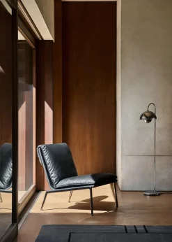 Muno LN18 Lounge Chair fra<&Tradition Outlet