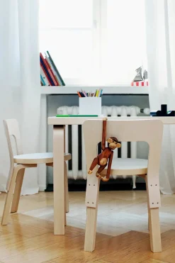 N65 Barnestol fra<Artek Discount