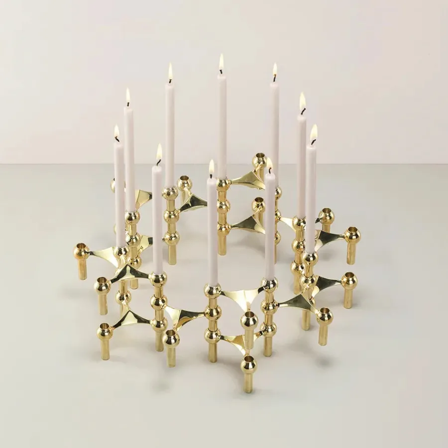 Nagel Lysestage, børstet messing fra<STOFF Nagel Outlet