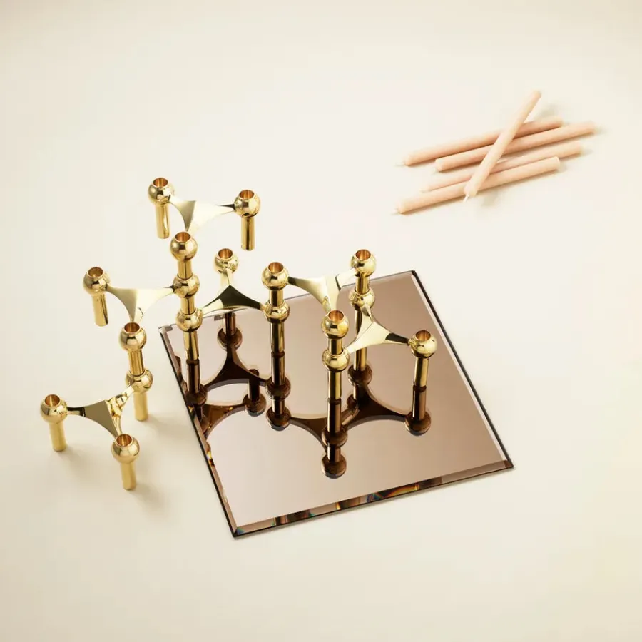 Nagel Lysestage, børstet messing fra<STOFF Nagel Outlet