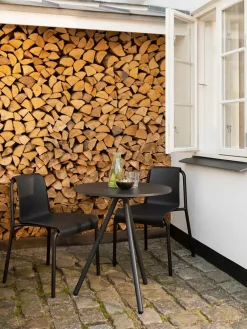 Nami Spisestol m/armlæn fra<Houe