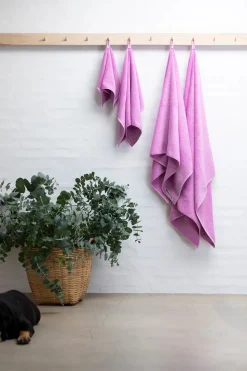 Naram towel - Lavender Blue fra<Bongusta Outlet
