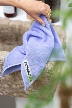 Naram towel - Lavender Blue fra<Bongusta Outlet