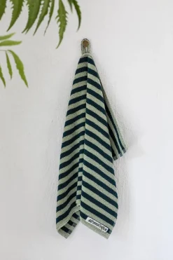 Naram towel - Lavender Blue fra<Bongusta Outlet