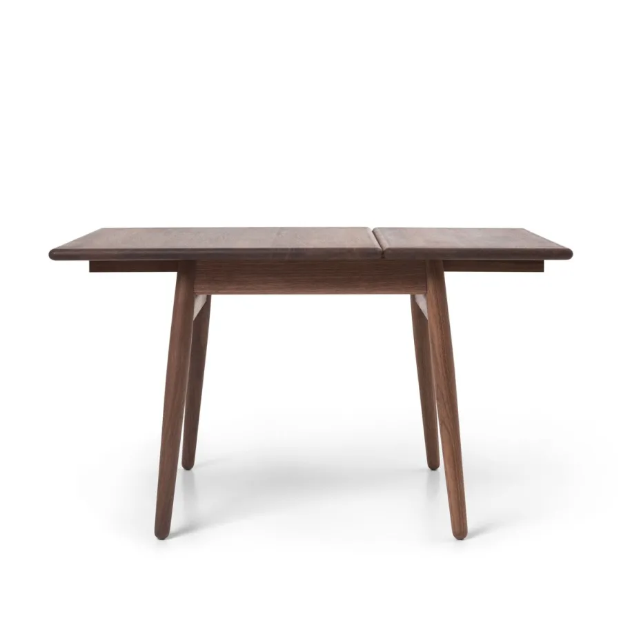 ND55 sofabord, valnød olie af Nanna Ditzel<Carl Hansen & Søn