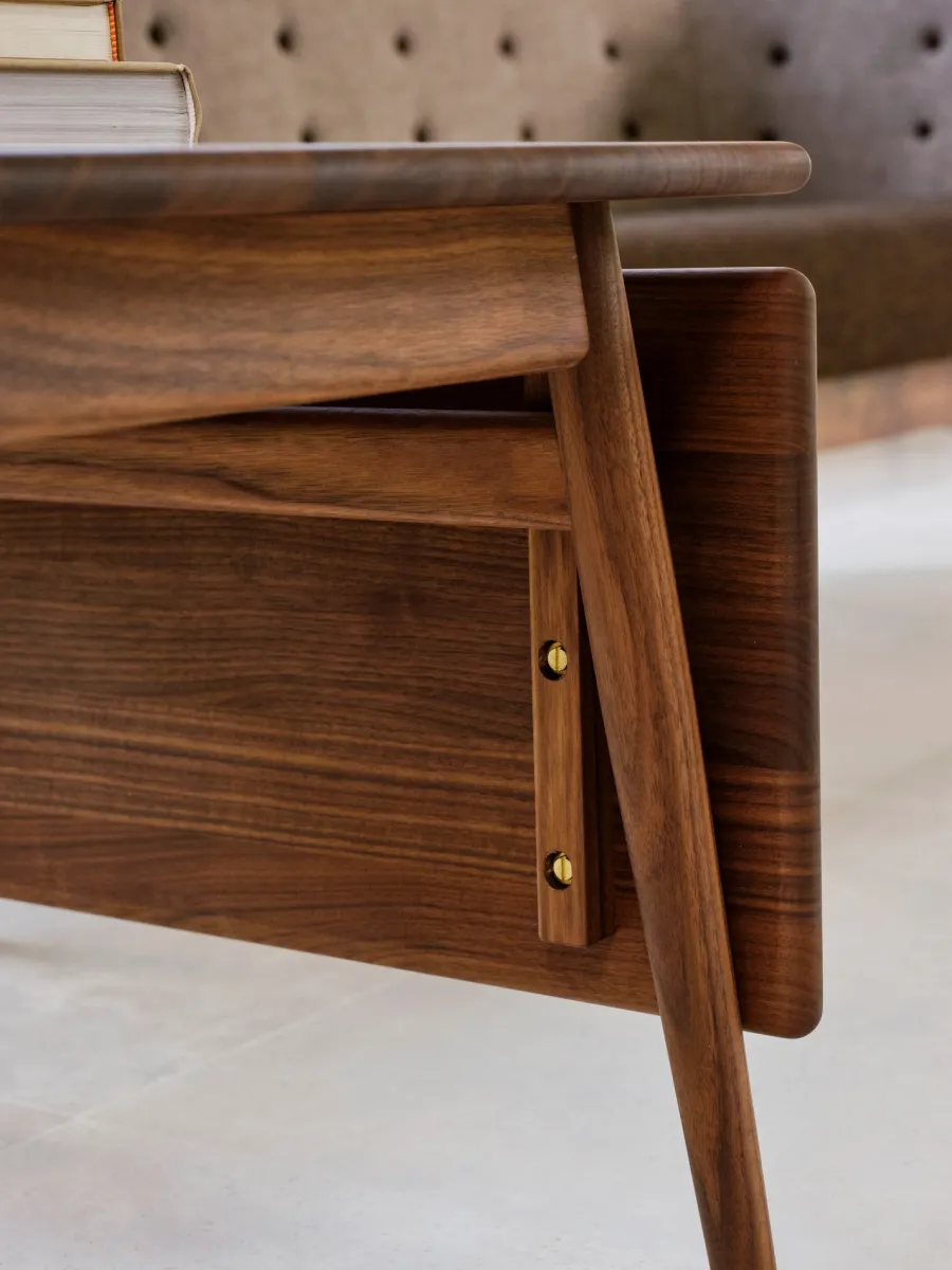 ND55 sofabord, valnød olie af Nanna Ditzel<Carl Hansen & Søn