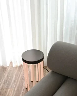 Neon Side Table, bronze fra<101 Copenhagen New