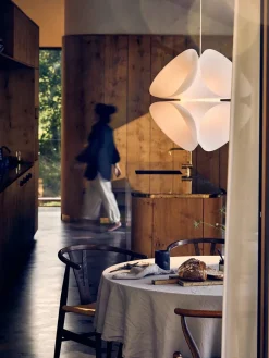 Nova Pendant fra<Frandsen New