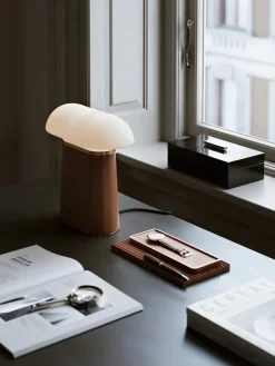 Nova Table Lamp, ivory fra<Woud Best