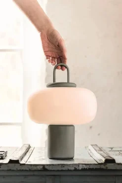 Nox bordlampe fra<Astep Hot