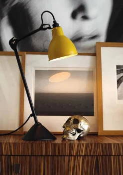 Nr. 205 bordlampe fra<Lampe Gras Hot