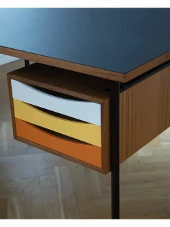 Nyhavn Skrivebord, 170 cm af Finn Juhl<House of Finn Juhl Sale