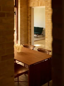 Nyhavn Spisebord af Finn Juhl<House of Finn Juhl Discount