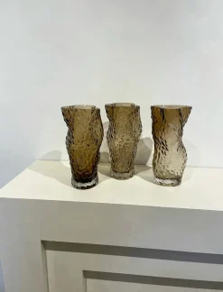 Ostrea Vase, klart glas fra<Hein Studio Online