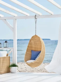 Outdoor Hanging Egg af Nanna Ditzel<Sika-Design Hot