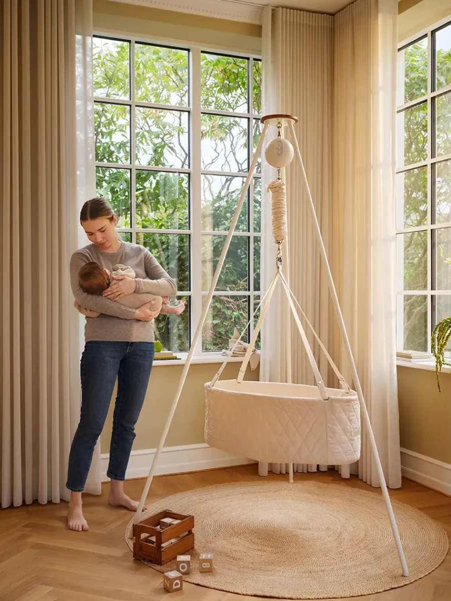 Oval Vugge, nature fra<Moonboon