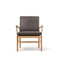 OW149 Colonial lænestol, eg olie, Terra-læder af Ole Wanscher<Carl Hansen & Søn Sale