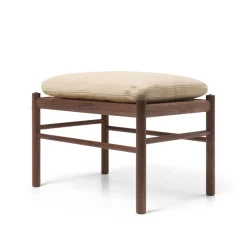 OW149F Fodskammel til Colonial lænestol, valnød olie, Terra-læder af Ole Wanscher<Carl Hansen & Søn Sale