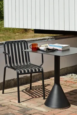 Palissade Cone Table fra<HAY