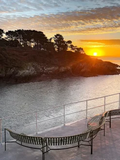 Palissade Park Dining Bench, in, olive fra<HAY Clearance