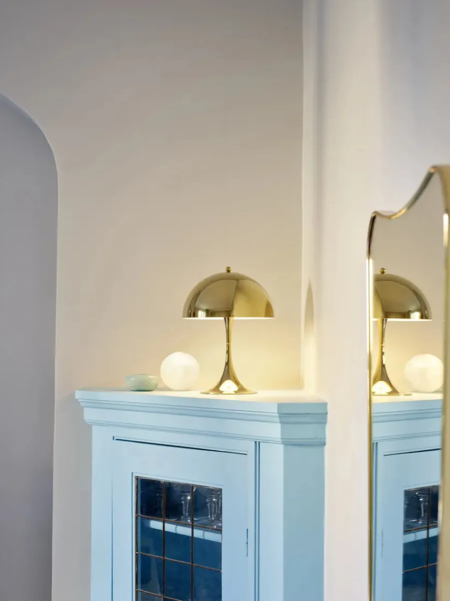 Panthella 250 bordlampe, messing af Verner Panton<Louis Poulsen Online