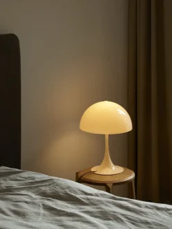 Panthella 320 bordlampe, opal af Verner Panton<Louis Poulsen Discount