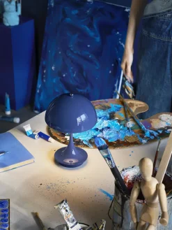 Panthella 160 Portable V3, chrome blue grey af Verner Panton<Louis Poulsen Clearance