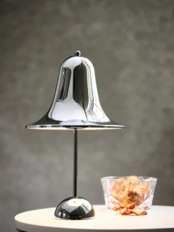 Pantop Portable bordlampe, Shiny Chrome fra<Verpan