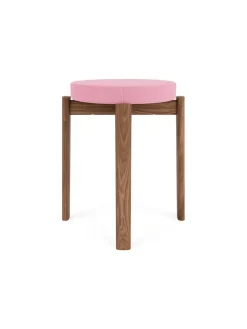 Passage Stool, upholstered fra<Audo Copenhagen Online
