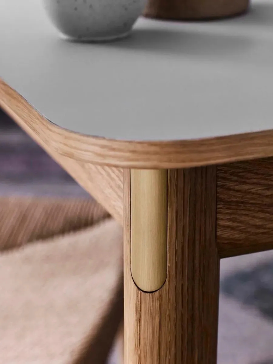 Patch HW1 spisebord med udtræk fra<&Tradition Clearance