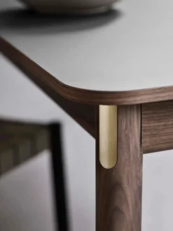 Patch HW1 spisebord med udtræk fra<&Tradition Clearance