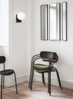 Pavilion Armstol AV2 fra<&Tradition New