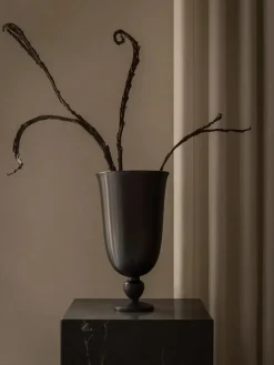 Pavot Vase fra<Audo Copenhagen