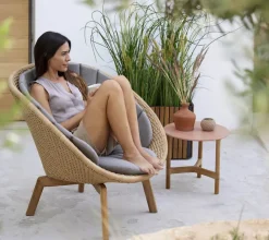 Peacock Loungestol, Flat Weave m/ben i teak fra<Cane-line Online