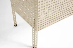 Perforated Cabinet Floor, Medium fra<HAY Hot