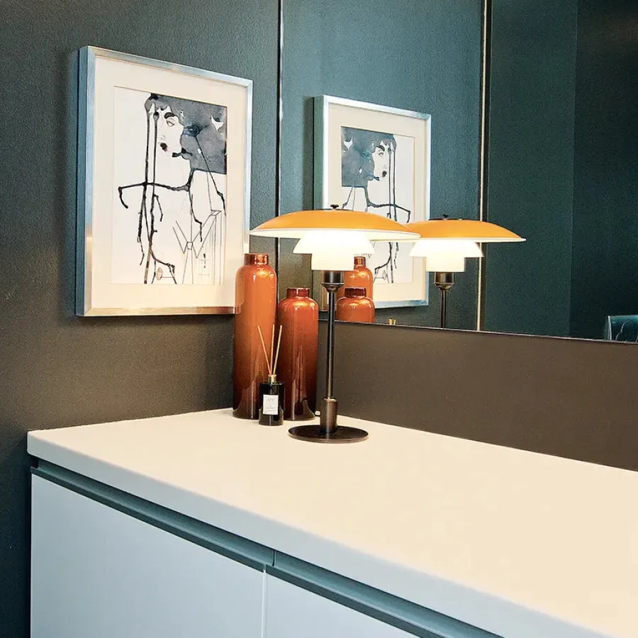 PH 3½-2½ Bordlampe, grøn af Poul Henningsen<Louis Poulsen