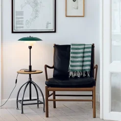 PH 3½-2½ Bordlampe, rød af Poul Henningsen<Louis Poulsen New