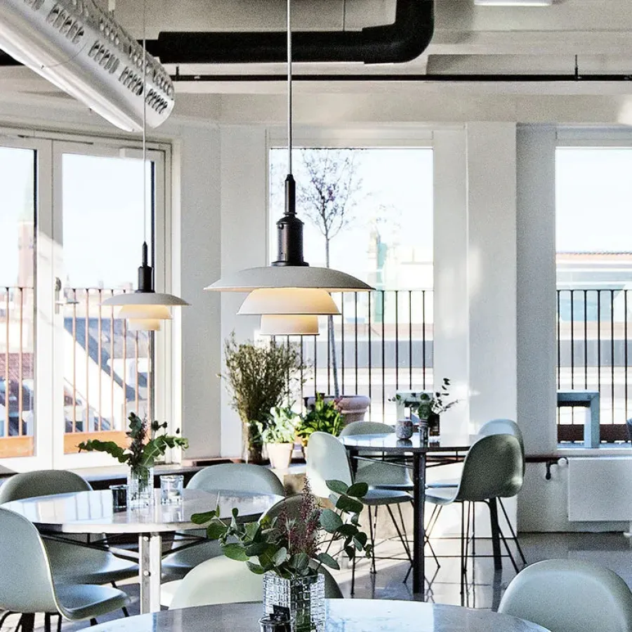 PH 3½-3 Pendel, hvid af Poul Henningsen<Louis Poulsen New