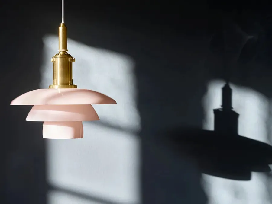 PH 3/3 pendel, messing/opalt glas, limited edition 2022 af Poul Henningsen<Louis Poulsen New