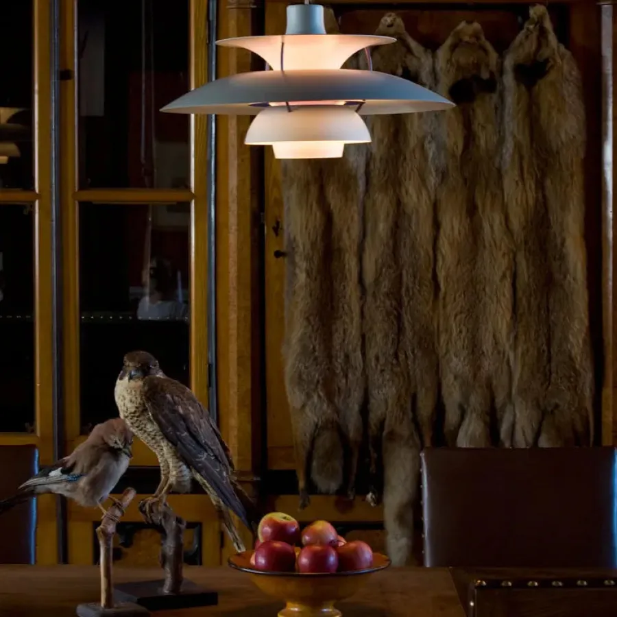 PH 5 pendel, Monokrom Pale Rose af Poul Henningsen<Louis Poulsen